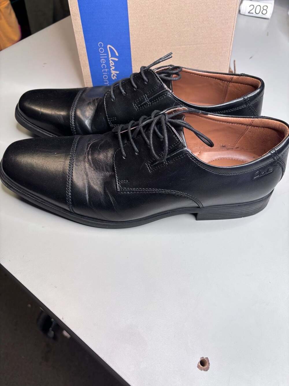 Clarks Collection Tilden Cap Men's Black Leather Cap-Toe Oxford Dress Shoes Size